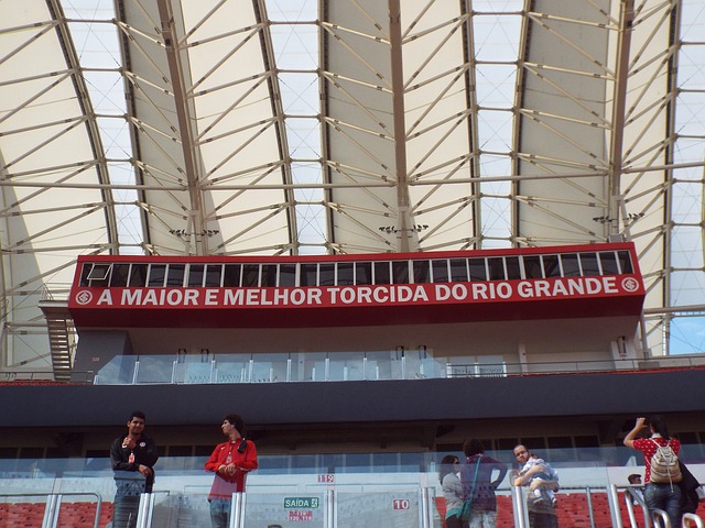 新的角度展 新的角度展